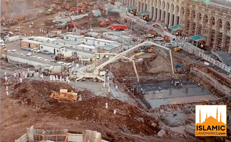 Фотографии с раскопок 1989 года в Мекке