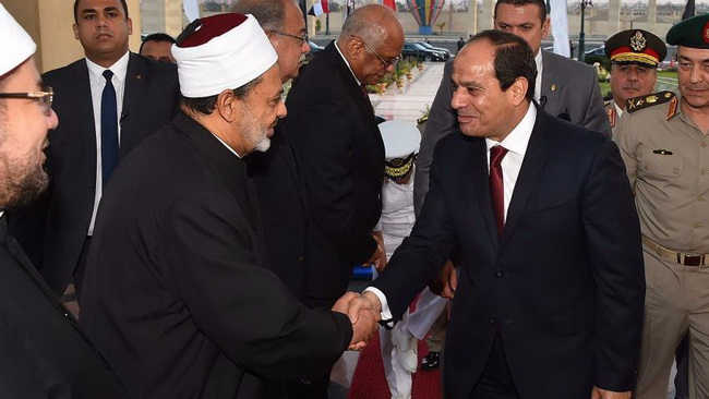 Растет напряжение между Аль-Азхаром и властями Египта