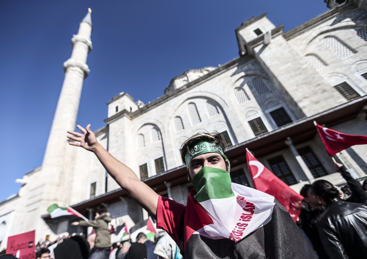 Фото: Жители мусульманских стран начали протесты против решения США по Иерусалиму