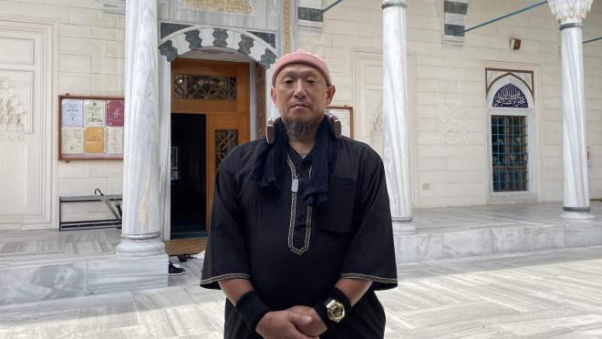 Япония изучает Ислам: Тысячи японцев посещают мечеть в Токио