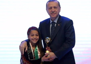 10-летняя журналистка доносит послание Палестины миру