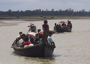Более ста беженцев-рохинджа погибли при пересечении границы Мьянмы